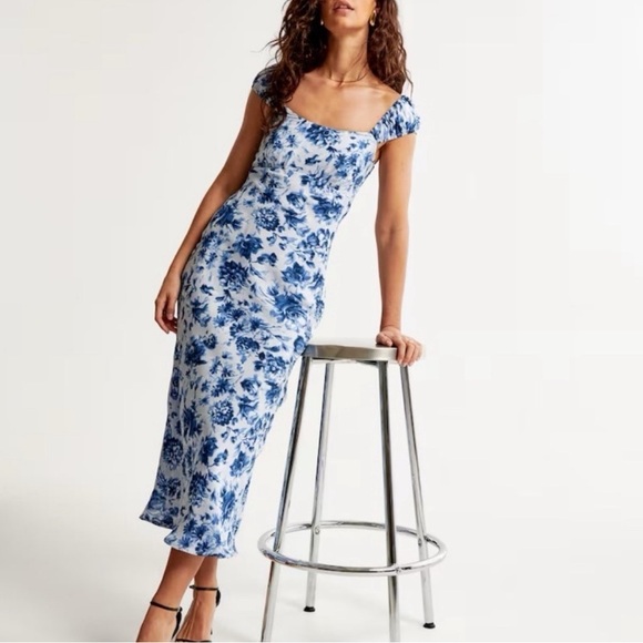 Abercrombie & Fitch Dresses & Skirts - Abercrombie & Fitch Blue Floral Midi Dress - Size XL | Timeless & Elegant